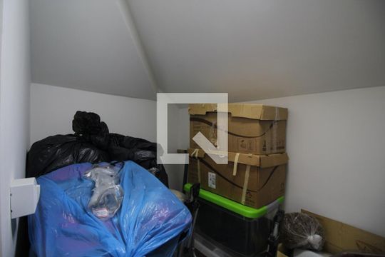 Depósito de casa de condomínio à venda com 4 quartos, 560m² em Jacarepaguá, Rio de Janeiro