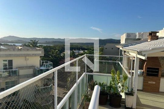 Apartamento à venda com 3 quartos, 198m² em Itaipu, Niterói
