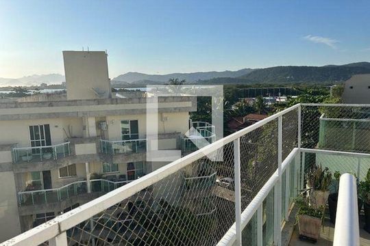 Apartamento à venda com 3 quartos, 198m² em Itaipu, Niterói