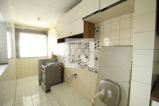 Cozinha de apartamento para alugar com 2 quartos, 69m² em Taquara, Rio de Janeiro