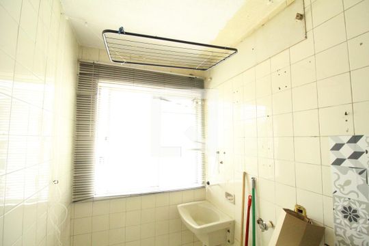 Área de serviço de apartamento para alugar com 2 quartos, 69m² em Taquara, Rio de Janeiro