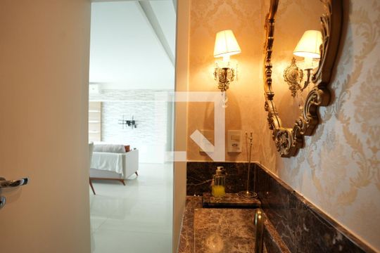 Lavabo de apartamento para alugar com 5 quartos, 146m² em Jaguaribe, Salvador
