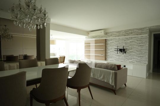 Sala de apartamento para alugar com 5 quartos, 146m² em Jaguaribe, Salvador