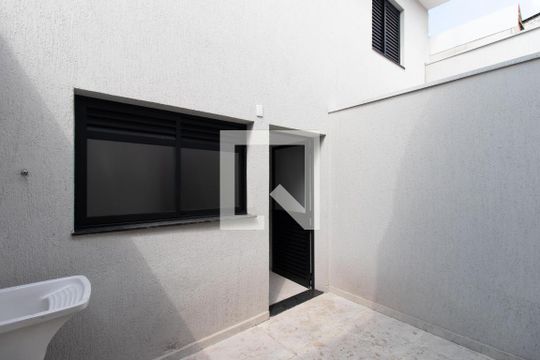 Área de Serviço de casa à venda com 3 quartos, 121m² em Vila Ede, São Paulo