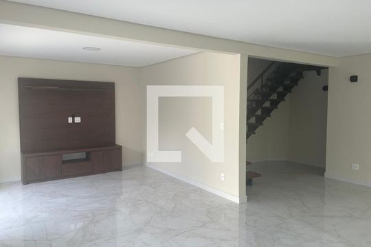 Sala de casa de condomínio à venda com 3 quartos, 320m² em Chácara Morada Mediterrânea, Jundiaí