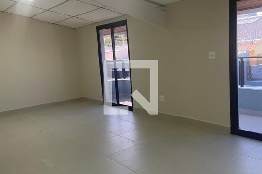Sala de casa de condomínio à venda com 3 quartos, 320m² em Chácara Morada Mediterrânea, Jundiaí
