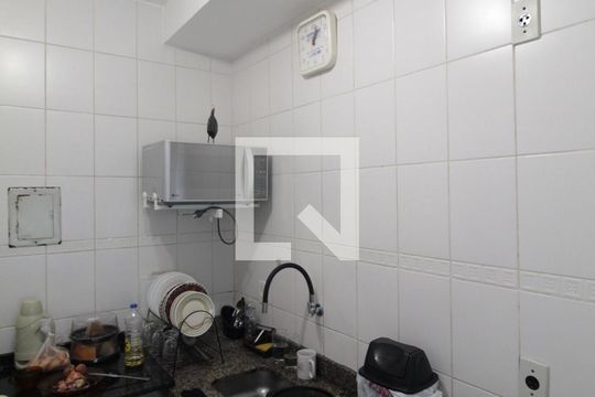 Cozinha e Área de Serviço de apartamento à venda com 3 quartos, 60m² em Castelo, Belo Horizonte