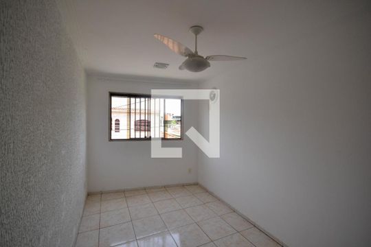 Quarto 1 de casa para alugar com 3 quartos, 154m² em Centro, Nilópolis