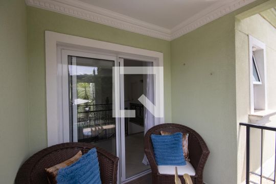 Varanda de casa para alugar com 5 quartos, 400m² em Horto Florestal, São Paulo