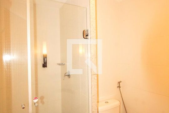 Banheiro do Quarto 1 de apartamento à venda com 1 quarto, 19m² em Savassi, Belo Horizonte
