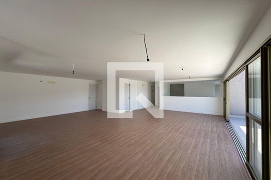 Sala de apartamento à venda com 4 quartos, 372m² em Barra da Tijuca, Rio de Janeiro