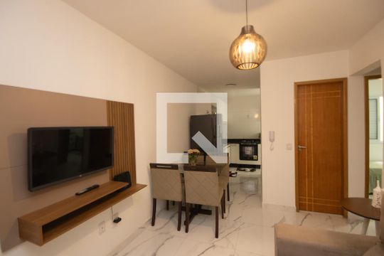 Apartamento para alugar com 2 quartos, 40m² em Vila Nova Mazzei, São Paulo