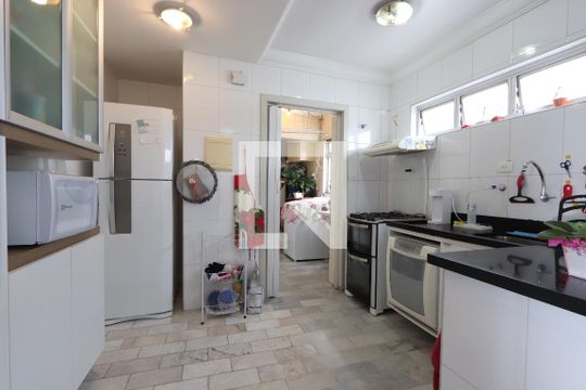 Cozinha de apartamento à venda com 3 quartos, 115m² em Vila Mariana, São Paulo