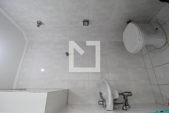 Banheiro de Serviço de apartamento à venda com 3 quartos, 90m² em Moema, São Paulo