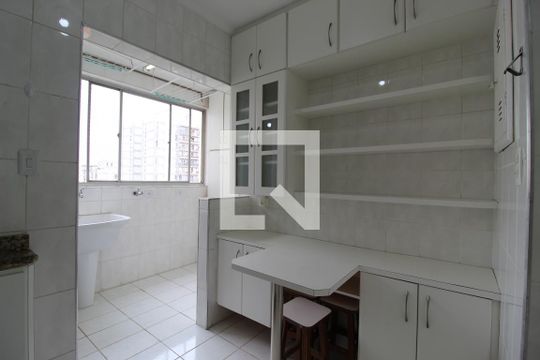 Cozinha de apartamento à venda com 3 quartos, 90m² em Moema, São Paulo