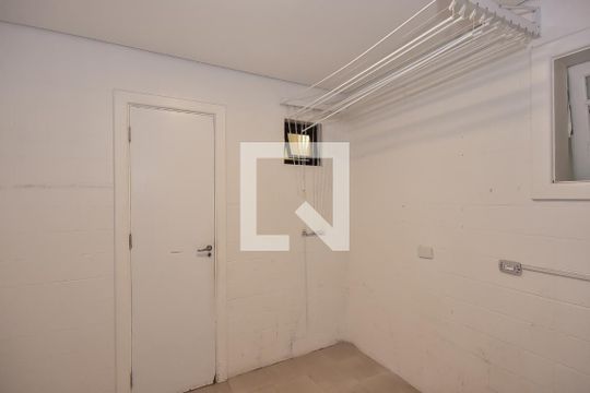 Área de Serviço de casa de condomínio à venda com 4 quartos, 415m² em Jardim Ampliacao, São Paulo