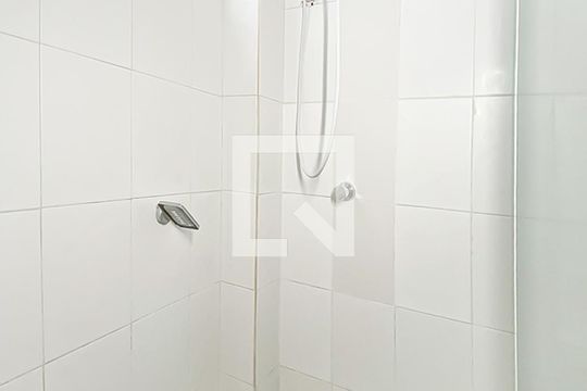 Banheiro de apartamento para alugar com 1 quarto, 63m² em São José, São Leopoldo