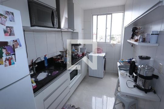 Cozinha de apartamento para alugar com 2 quartos, 65m² em Samambaia, Brasília