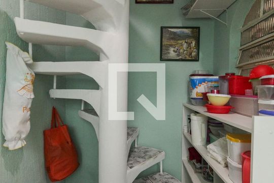 Cozinha de casa à venda com 3 quartos, 205m² em Vila Giordano, São Paulo