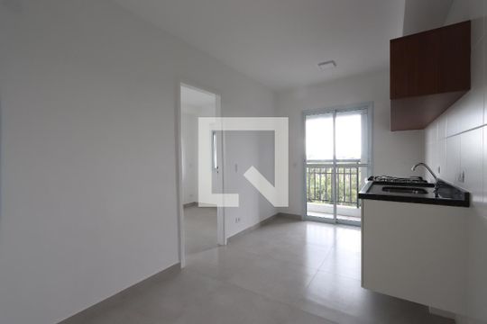 Sala de apartamento para alugar com 1 quarto, 27m² em Jardim Angela (zona Leste), São Paulo