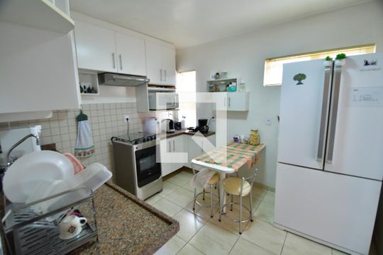 Cozinha de casa à venda com 4 quartos, 302m² em Parque Alto Taquaral, Campinas