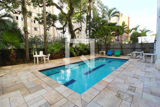 Área Comum - Piscina de apartamento para alugar com 1 quarto, 35m² em Moema, São Paulo