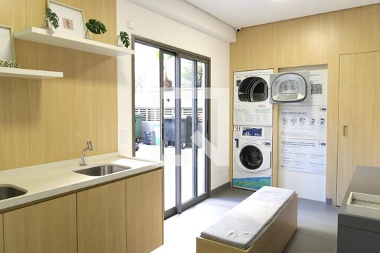 Área Comum - Academia de apartamento para alugar com 1 quarto, 35m² em Moema, São Paulo