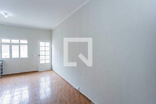 Sala, cozinha e área de serviço de apartamento para alugar com 1 quarto, 40m² em Jardim Maristela, São Paulo