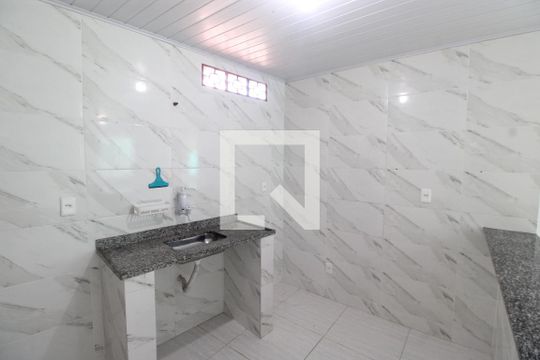 Cozinha de apartamento para alugar com 2 quartos, 50m² em Vila Valqueire, Rio de Janeiro