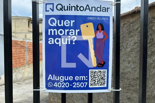 Plaquinha de apartamento para alugar com 2 quartos, 50m² em Vila Valqueire, Rio de Janeiro