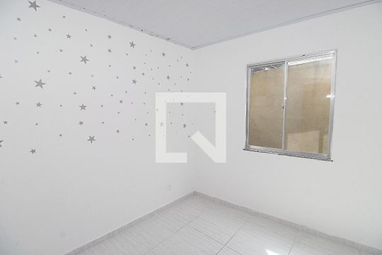 Quarto 2 de apartamento para alugar com 2 quartos, 50m² em Vila Valqueire, Rio de Janeiro