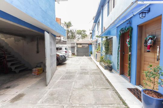 Vila de casa à venda com 2 quartos, 150m² em Vila Carmosina, São Paulo