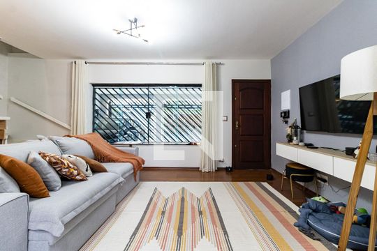 Casa à venda com 3 quartos, 145m² em Bosque da Saúde, São Paulo