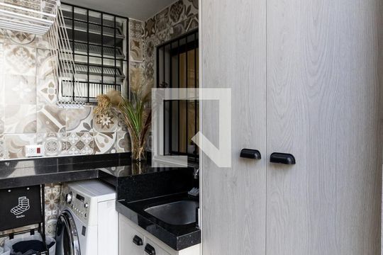 Área de Serviço de casa à venda com 3 quartos, 145m² em Bosque da Saúde, São Paulo