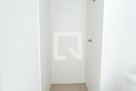 Banheiro de apartamento para alugar com 2 quartos, 40m² em Socorro, São Paulo