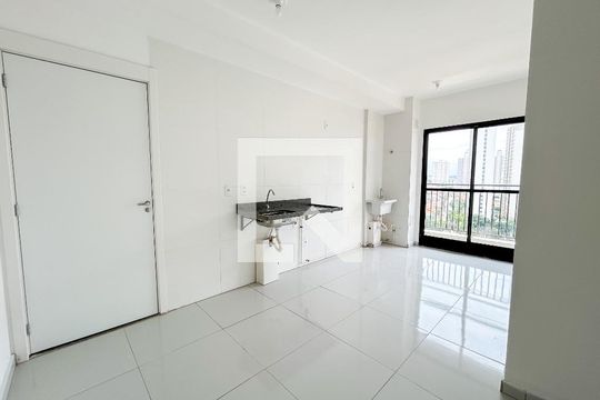 Sala/Cozinha de apartamento para alugar com 2 quartos, 40m² em Socorro, São Paulo