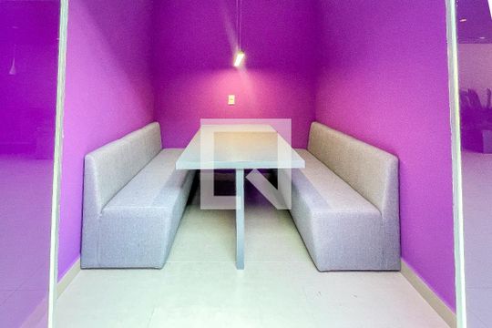 Área comum de kitnet/studio para alugar com 1 quarto, 32m² em Cerqueira César, São Paulo