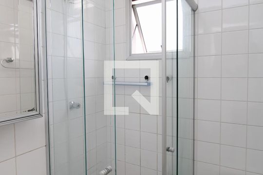 Banheiro de apartamento para alugar com 2 quartos, 59m² em Vila Guilherme, São Paulo