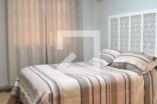 Suíte de apartamento à venda com 2 quartos, 100m² em Pilarzinho, Curitiba