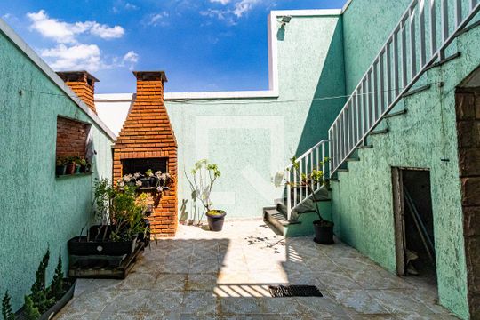 Quintal de casa à venda com 4 quartos, 380m² em Jardim Bonfiglioli, São Paulo
