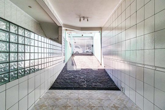 Garagem de casa à venda com 4 quartos, 380m² em Jardim Bonfiglioli, São Paulo
