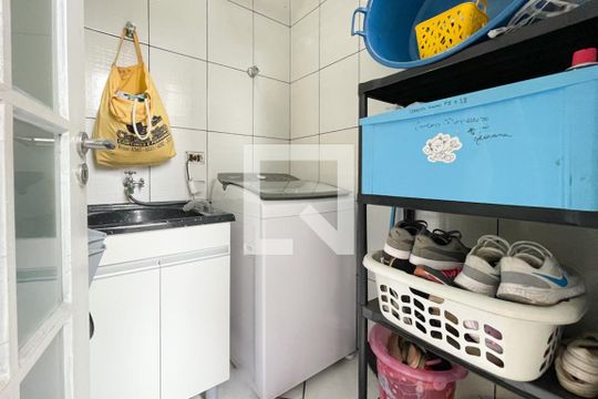 Área de Serviço de casa à venda com 3 quartos, 165m² em Paulicéia, São Bernardo do Campo