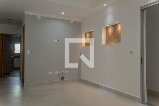 Sala de casa de condomínio à venda com 2 quartos, 157m² em Bairro dos Casa, São Bernardo do Campo