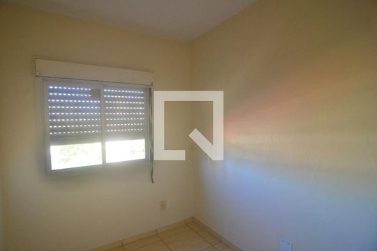 Quarto de apartamento para alugar com 3 quartos, 59m² em Mal. Rondon, Canoas