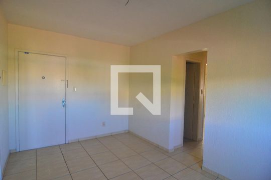 Sala de apartamento para alugar com 3 quartos, 59m² em Mal. Rondon, Canoas