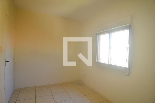 Quarto 2 de apartamento para alugar com 3 quartos, 59m² em Mal. Rondon, Canoas