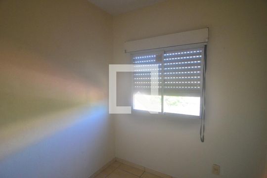 Quarto de apartamento para alugar com 3 quartos, 59m² em Mal. Rondon, Canoas