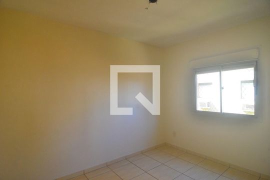 Quarto 3 de apartamento para alugar com 3 quartos, 59m² em Mal. Rondon, Canoas