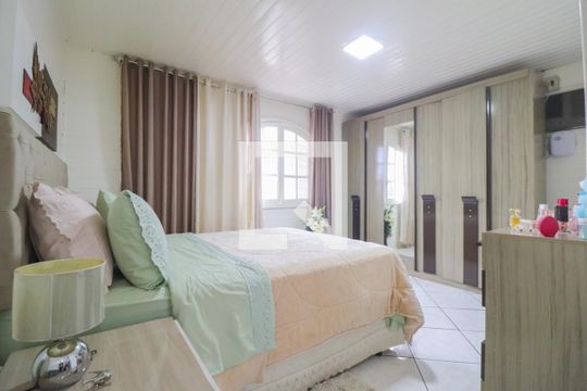 Quarto 1 de casa à venda com 3 quartos, 240m² em Campestre, São Leopoldo