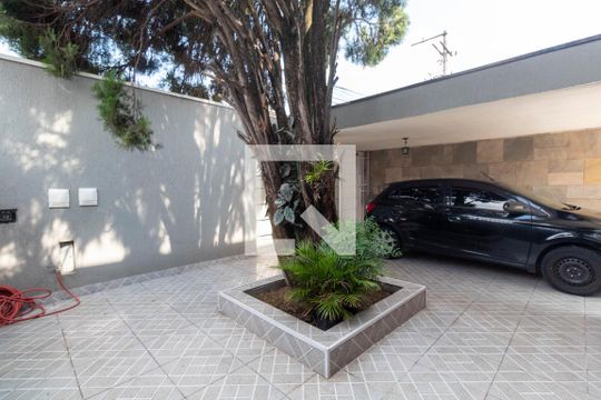 Garagem de casa à venda com 3 quartos, 150m² em Jardim Jaú (zona Leste), São Paulo